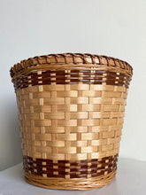 Load image into Gallery viewer, Woven Planter (lined)
